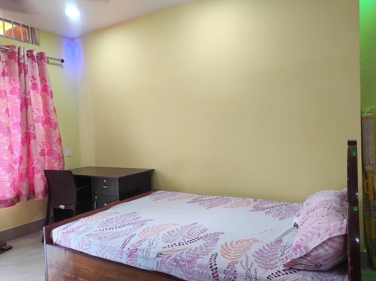 Hotel Sk Lodge Near Guwahati Airport 外观 照片