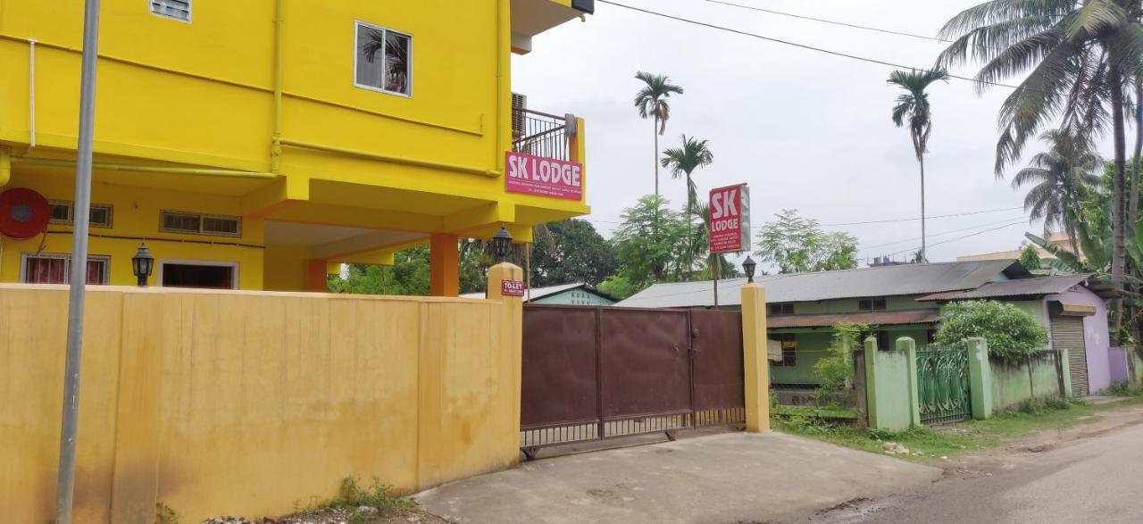 Hotel Sk Lodge Near Guwahati Airport 外观 照片