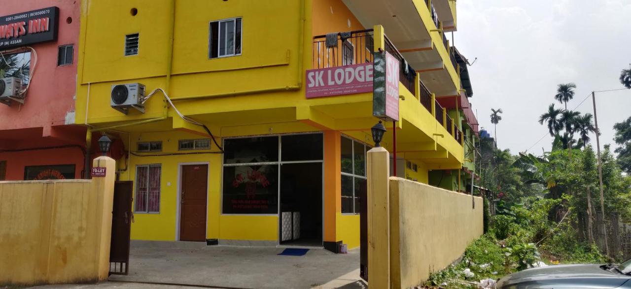 Hotel Sk Lodge Near Guwahati Airport 外观 照片